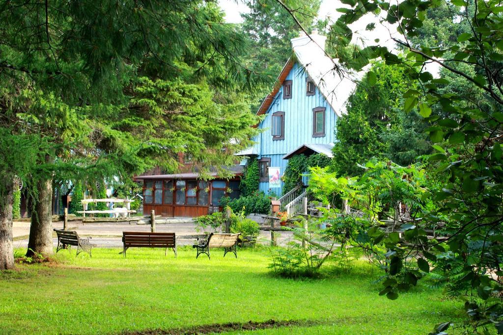 Auberge Le Cheval Bleu Saint-Alphonse-Rodriguez Exterior photo